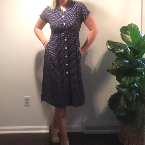 Vintage navy polka dot dress with pockets! - Picture 2 of 5